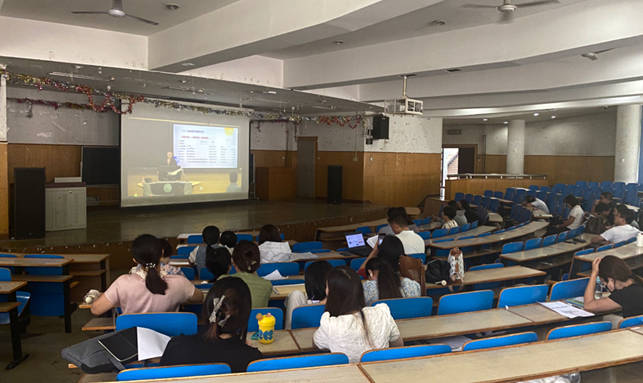 德赢官网教师参加沈阳师范大学组织的教师教学创新大赛培训