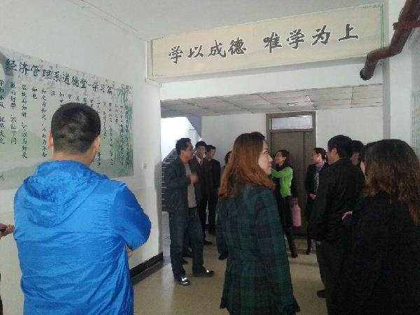 德赢官网召开“道德堂”进宿舍现场会