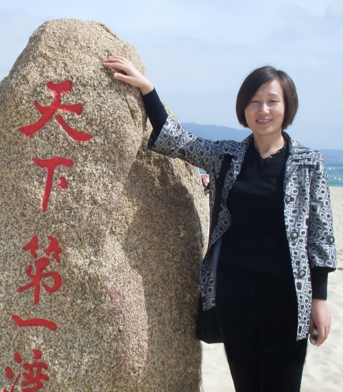 尽心无悔常怀情 生有止境学无涯——访德赢官网首届“教学名师”资源管理系王淑娟老师