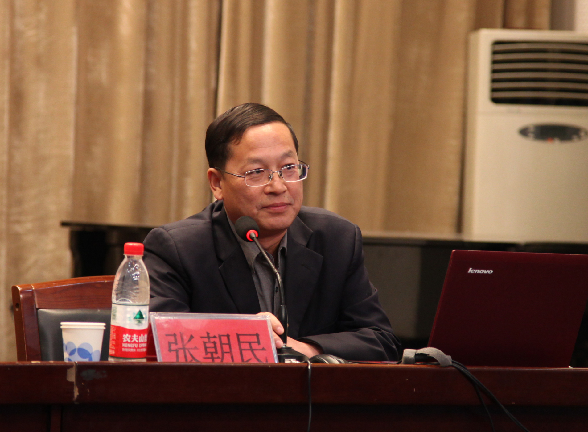 唐山市委党校副校长张朝民教授来德赢官网做专题报告